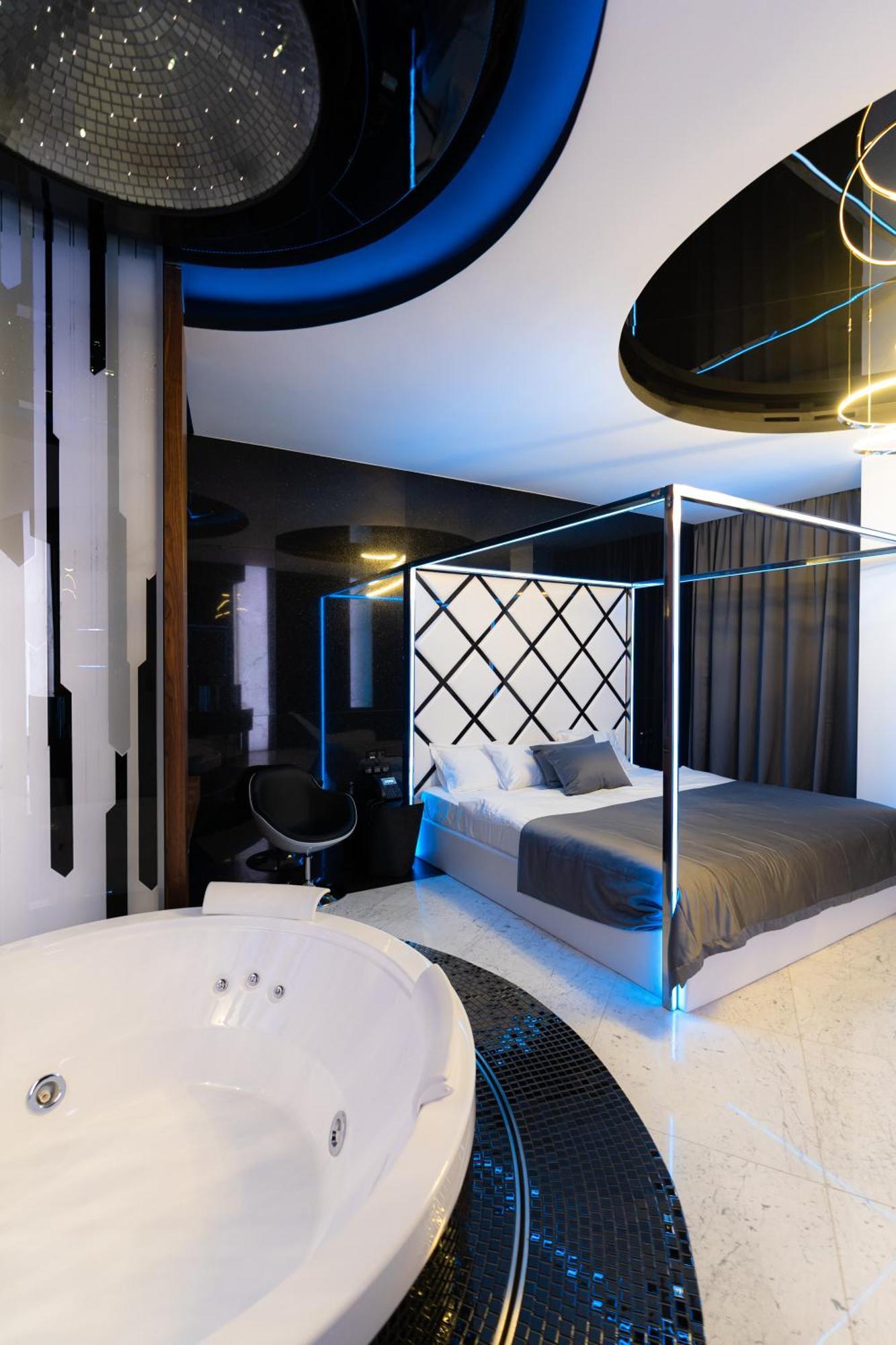 קייב Tsarsky Hotel מראה חיצוני תמונה